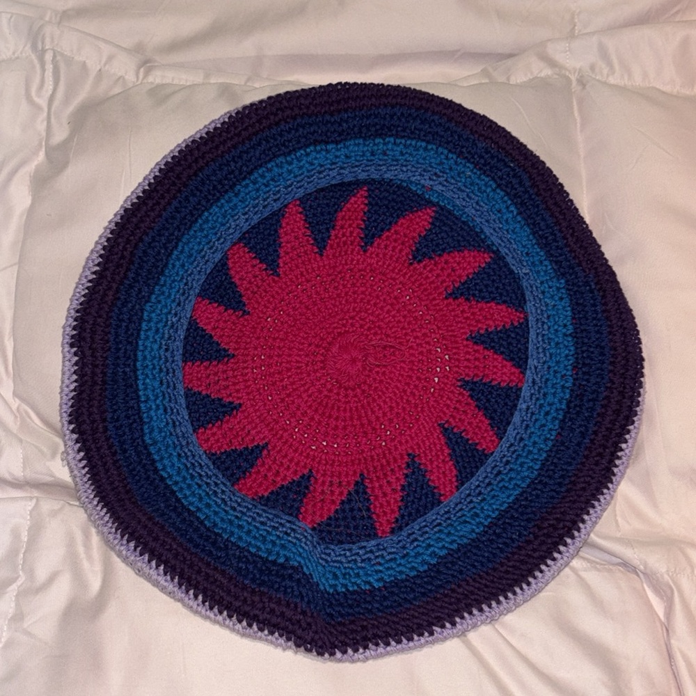 Frisbee crocheted hat